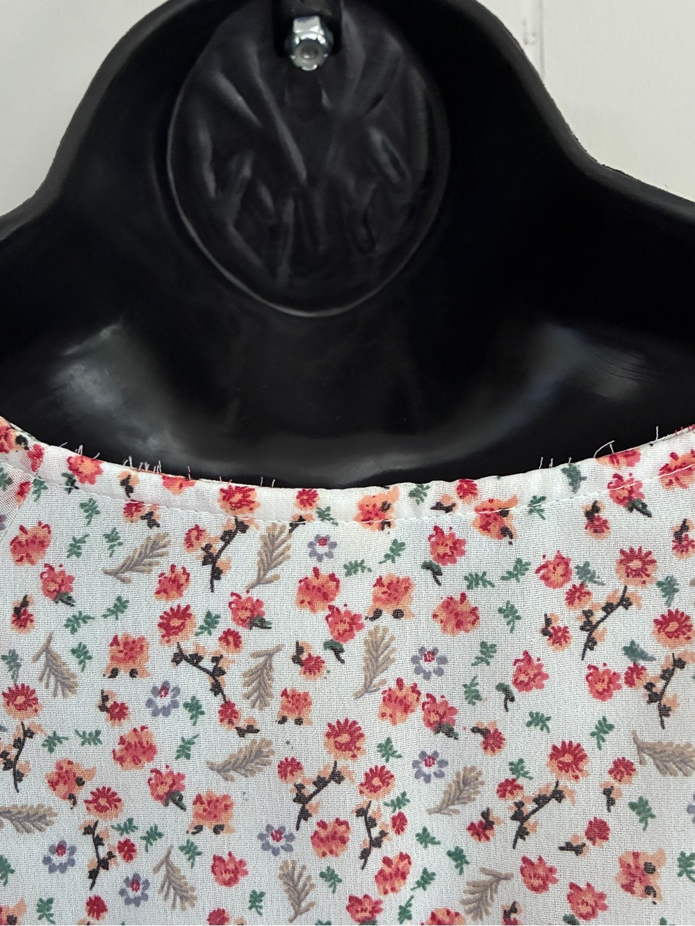 Fairy Whimsygoth Coquette White Coral Ditsy Floral Surplice Peplum Blouse Sz L - Picture 8 of 8